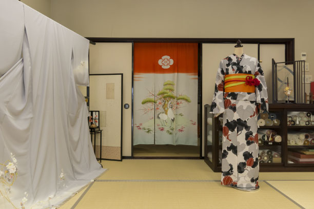 2_taniguchi_kimono.jpg