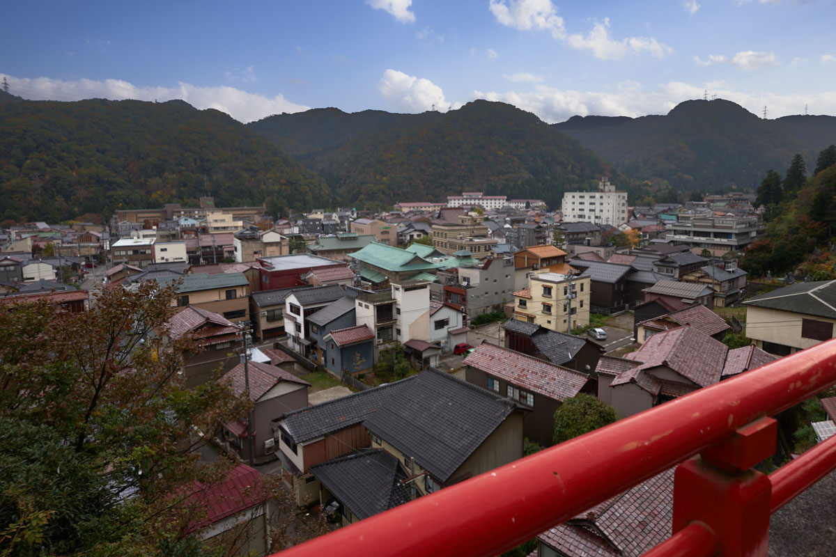A townscape of Yamanaka Onsen