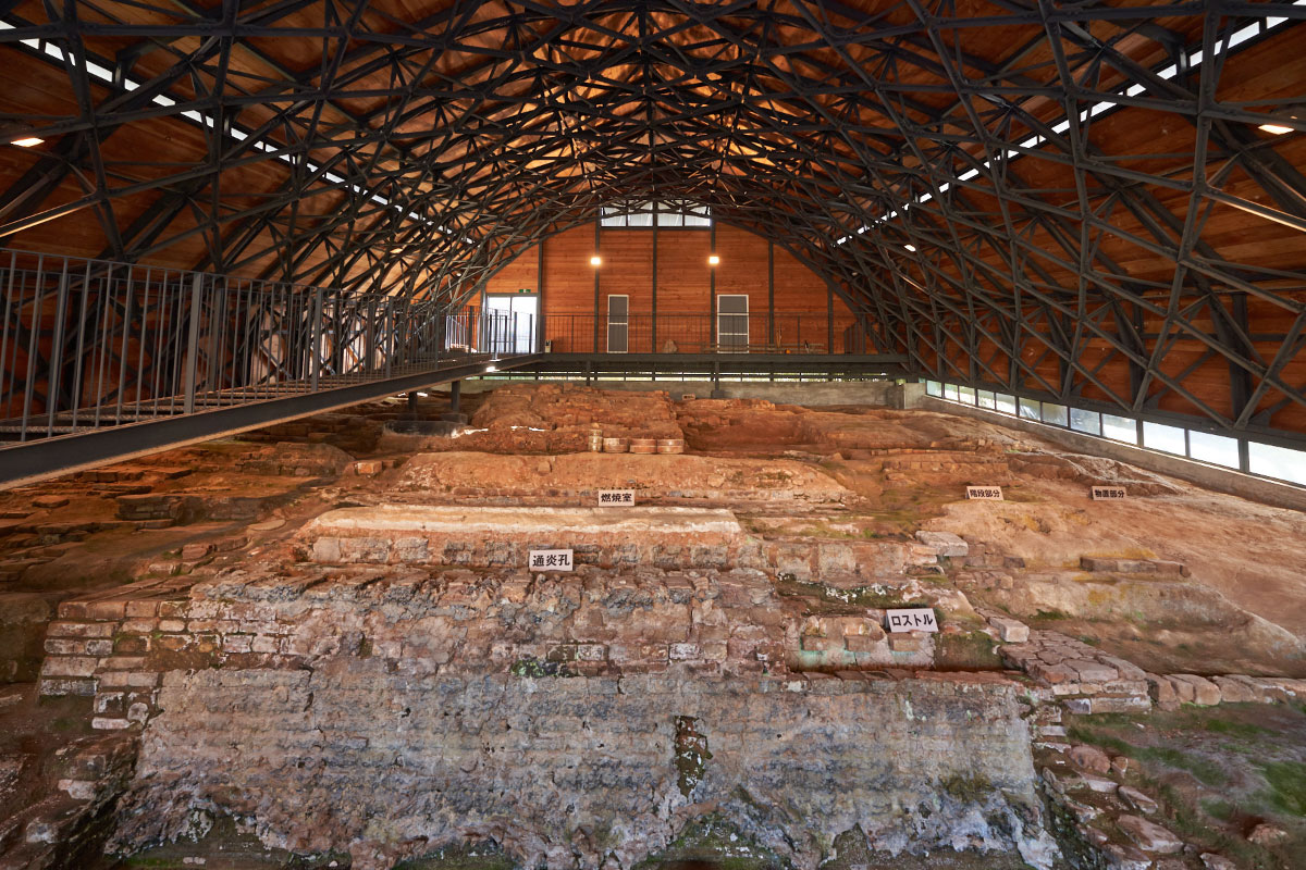 Kutani-yaki Kiln Museum: the ascending kiln