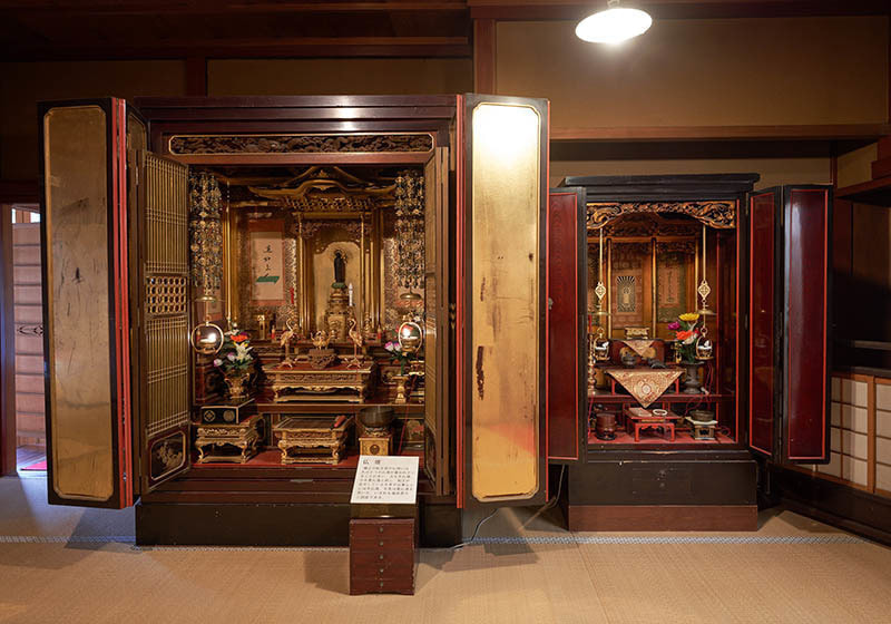 Buddhist altar