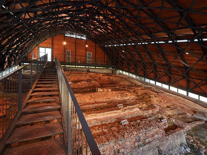Kutani ware kiln ruins